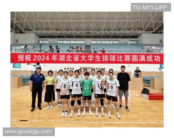 武汉排球队在全国排球耐力排行榜中荣获第4名展现出强大实力与潜力 武汉排球队在全国排球耐力排行榜中荣获第4名展现出强大实力与潜力