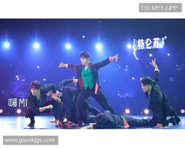 上海街舞队防反革新探索:舞动新时代的艺术与技术结合之路 上海街舞队防反革新探索:舞动新时代的艺术与技术结合之路