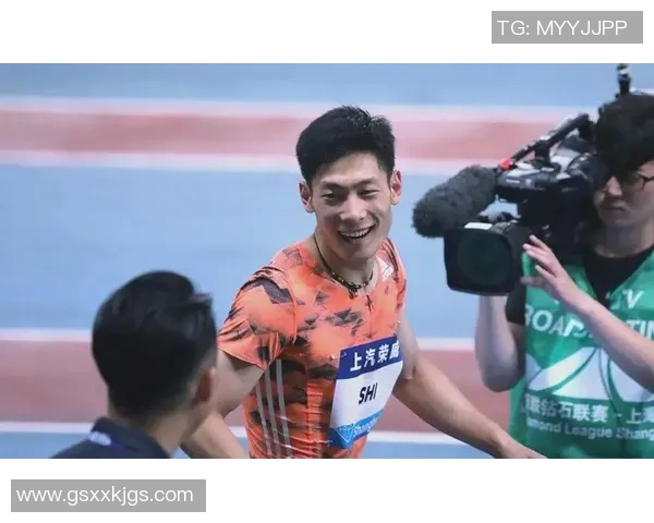 南京羽毛球队在亚运会上的卓越表现彰显团队力量与拼搏精神